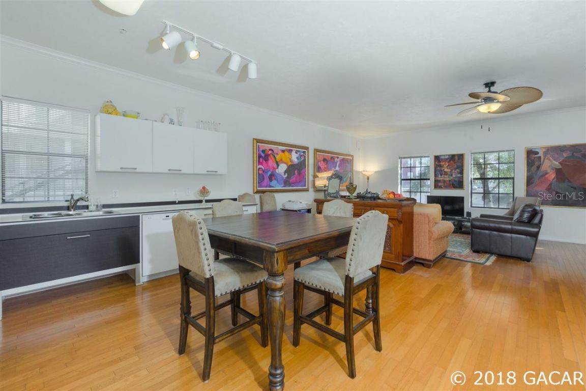 20 SW 6th St. #207, Gainesville, FL 32601