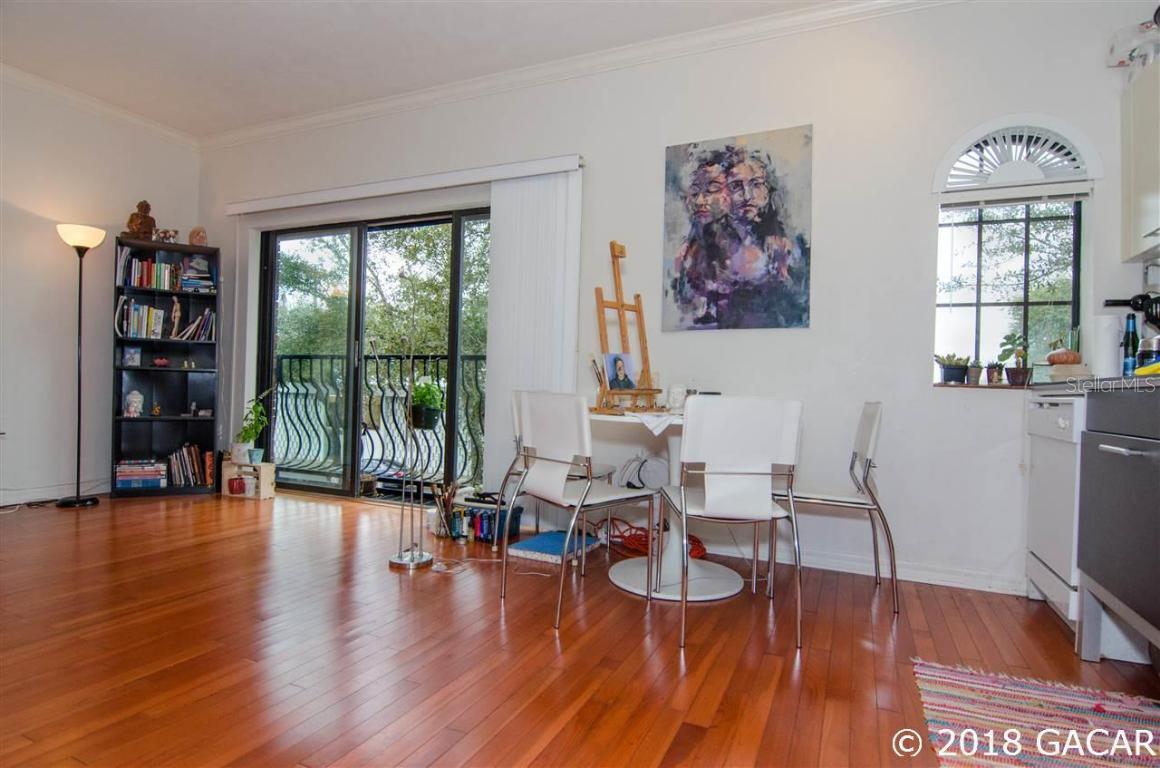 20 SW 6th St. #206, Gainesville, FL 32601