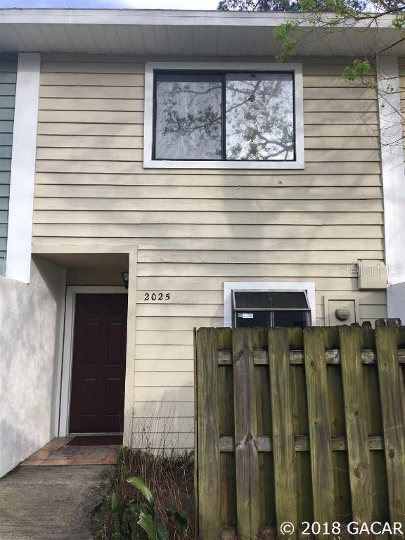 2025 SW 39th Way, Gainesville, FL 32607