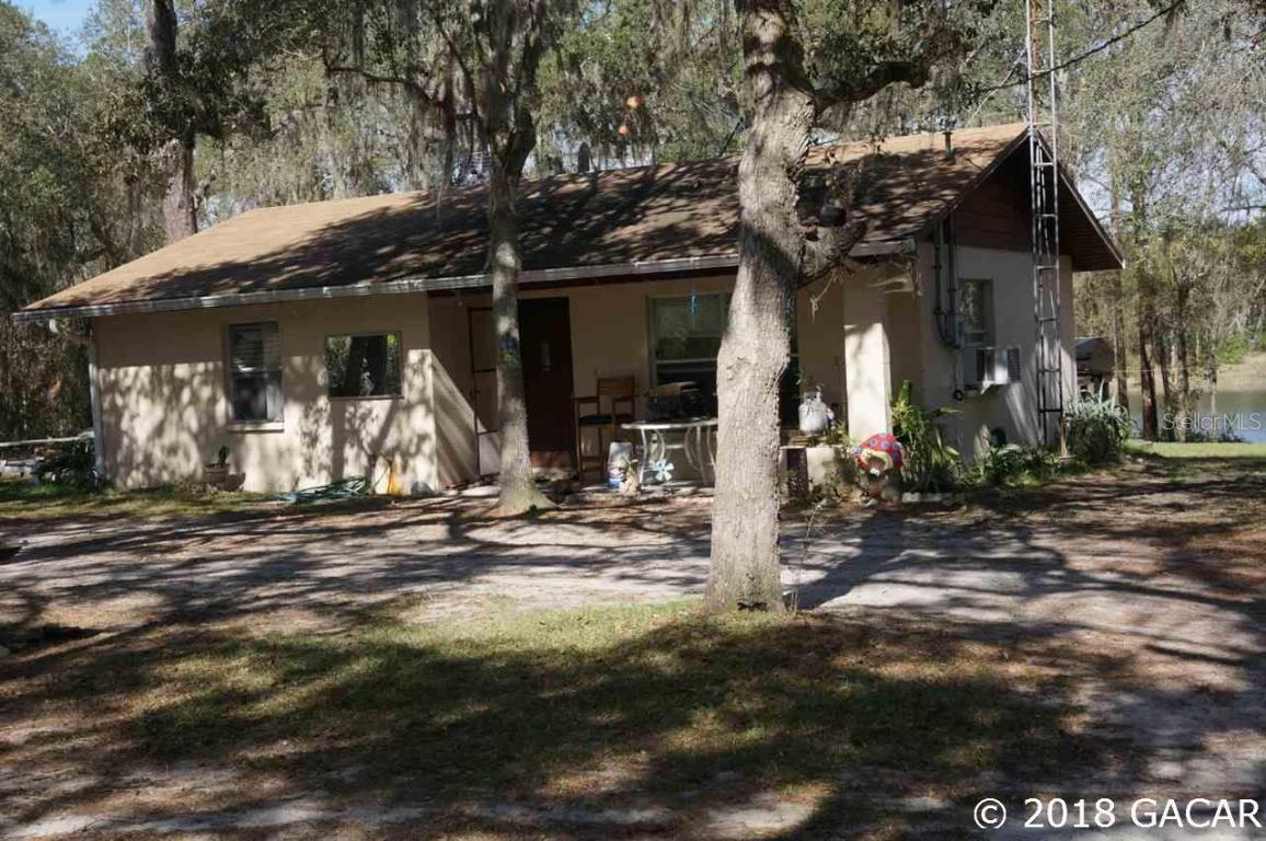 249 Swan Lake Dr., Melrose, FL 32666