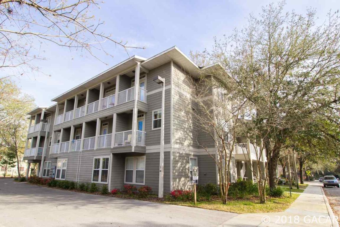 621 SW 10th St. #104, Gainesville, FL 32601