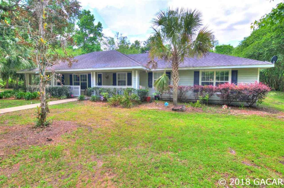 11608 NE 208th Ter., Earleton, FL 32631