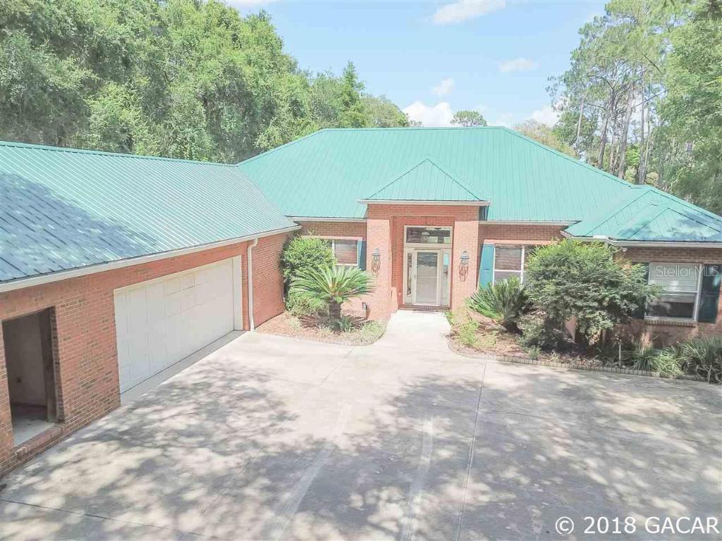 8315 Lilly Lake Rd., Melrose, FL 32666