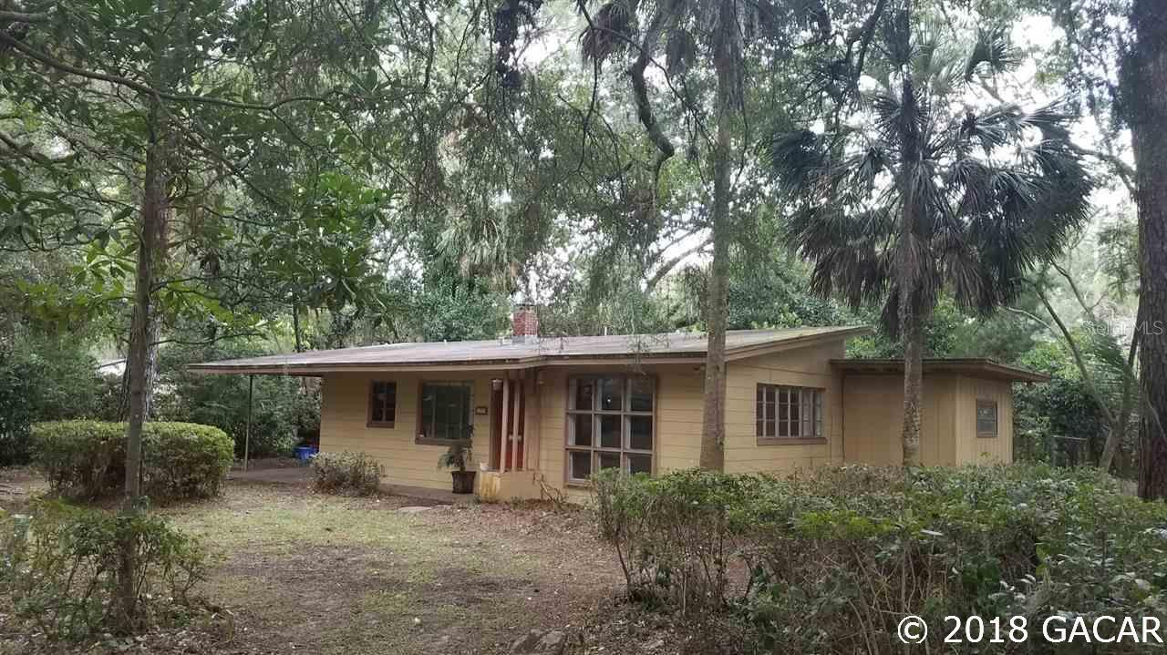 1305 NE 6th Ter., Gainesville, FL 32601