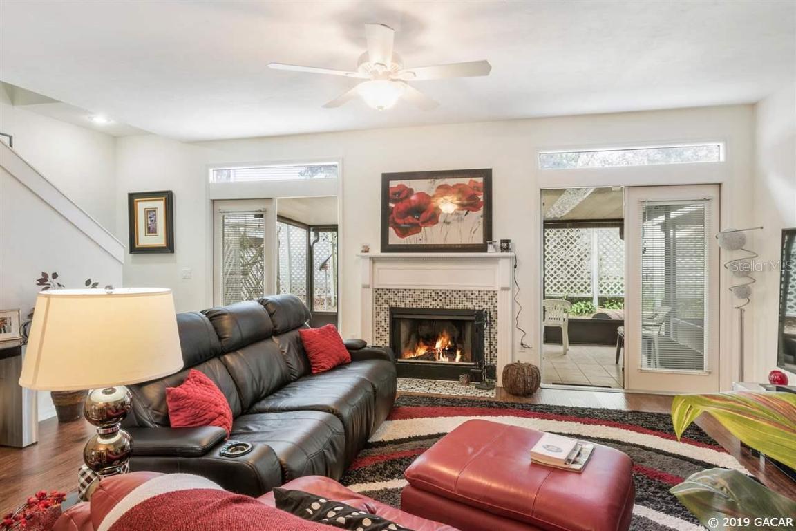 908 NW 42nd Ter., Gainesville, FL 32605