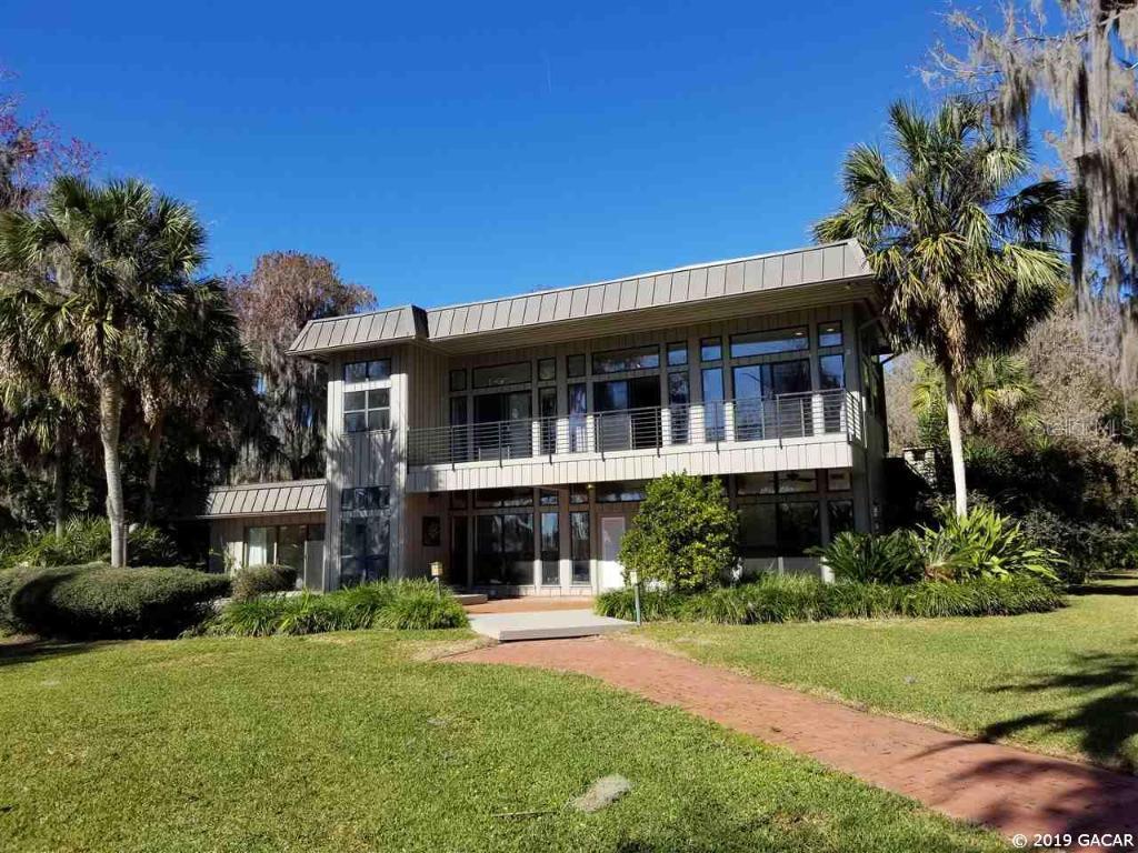 20825 NE 132nd Ave., Waldo, FL 32694