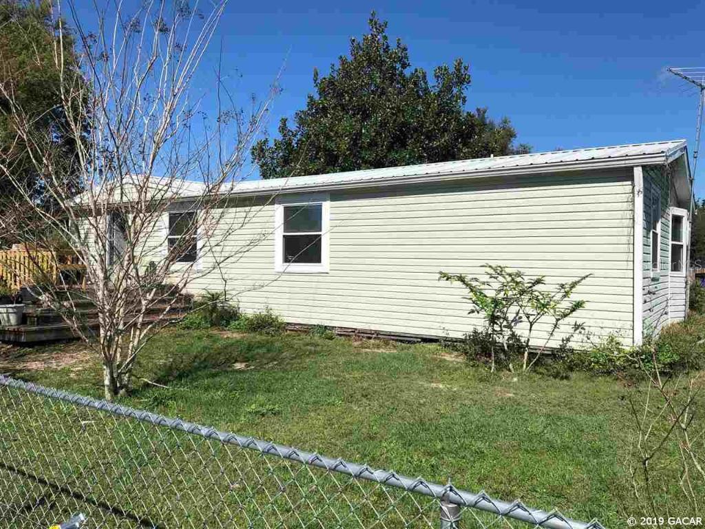 140 Ashley Lake Dr., Melrose, FL 32666