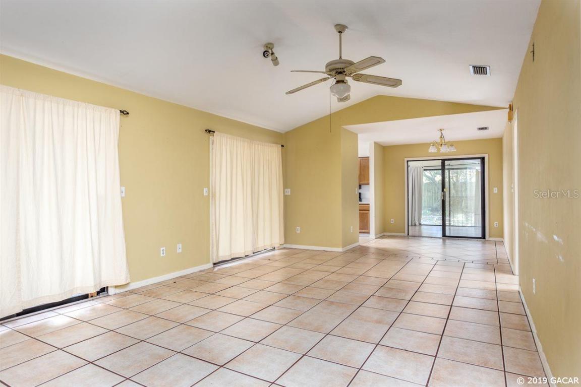 922 NW 10th Ave., Gainesville, FL 32601