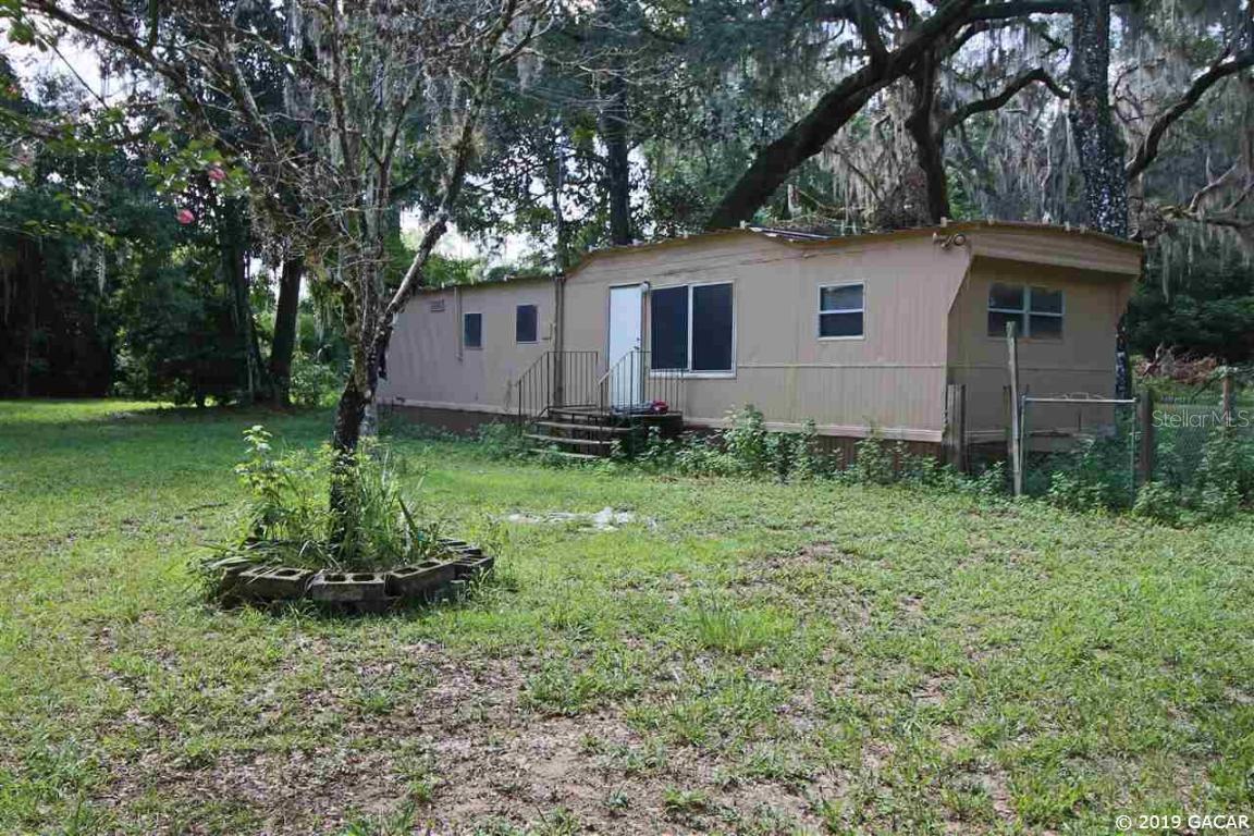 135 E Dogwood Rd., Florahome, FL 32140