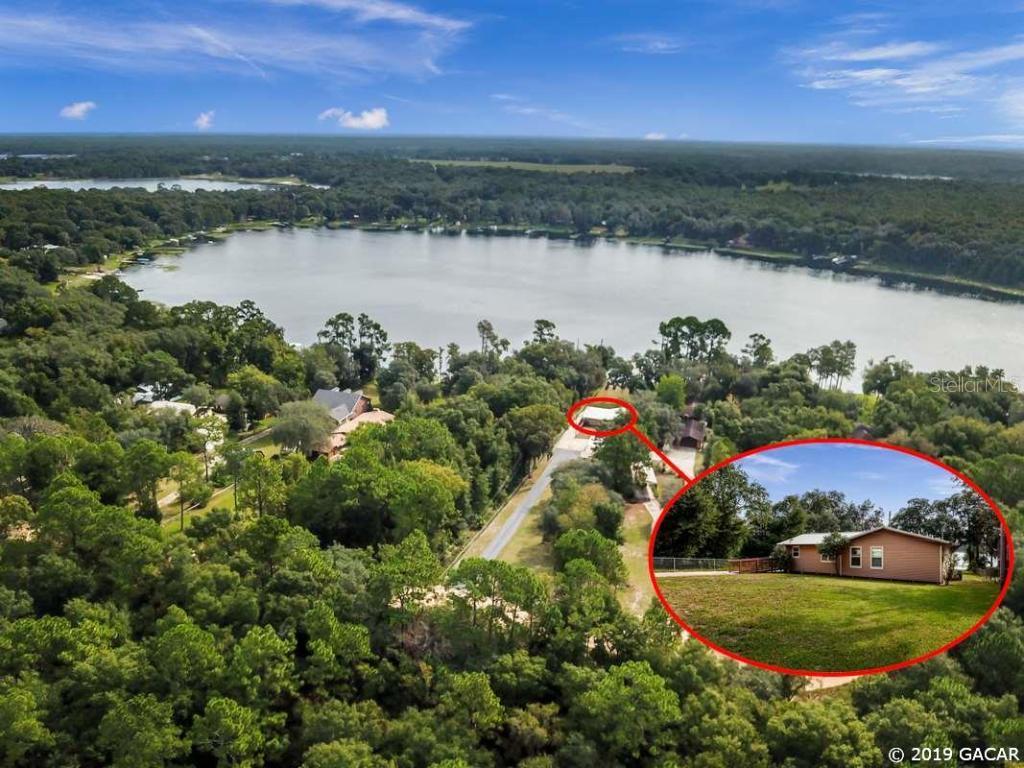 8449 Lily Lake Rd., Melrose, FL 32666