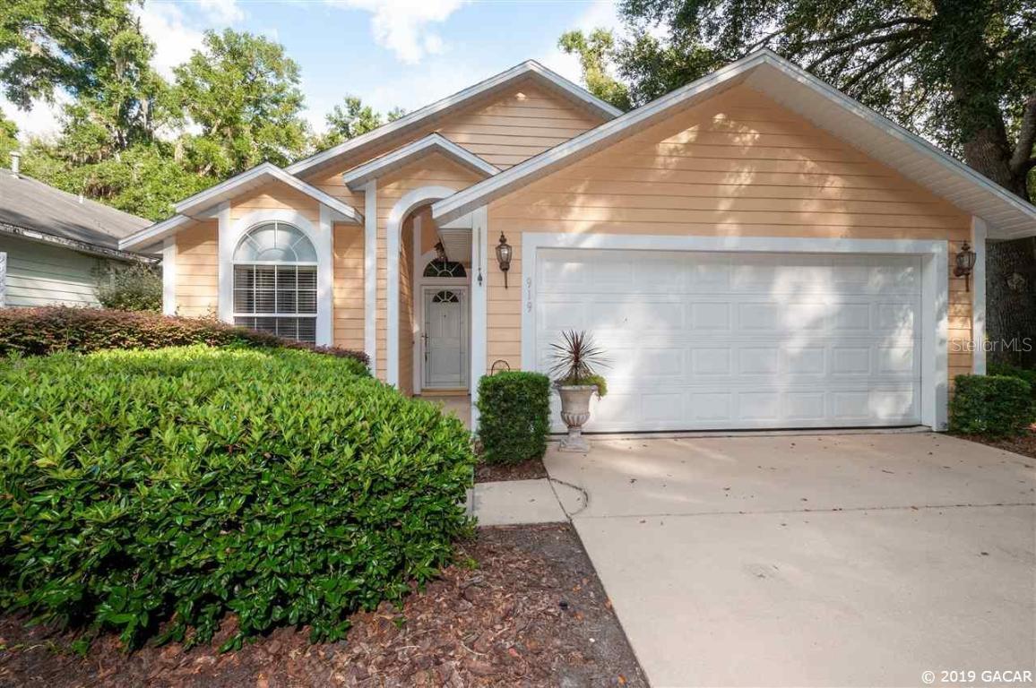 919 SW 75th Way, Gainesville, FL 32607