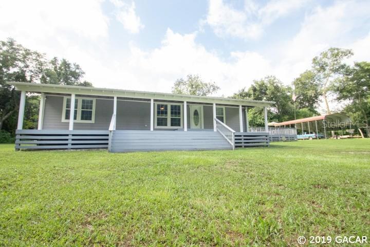 8020 E Breezy Point Rd, Melrose, FL 32656