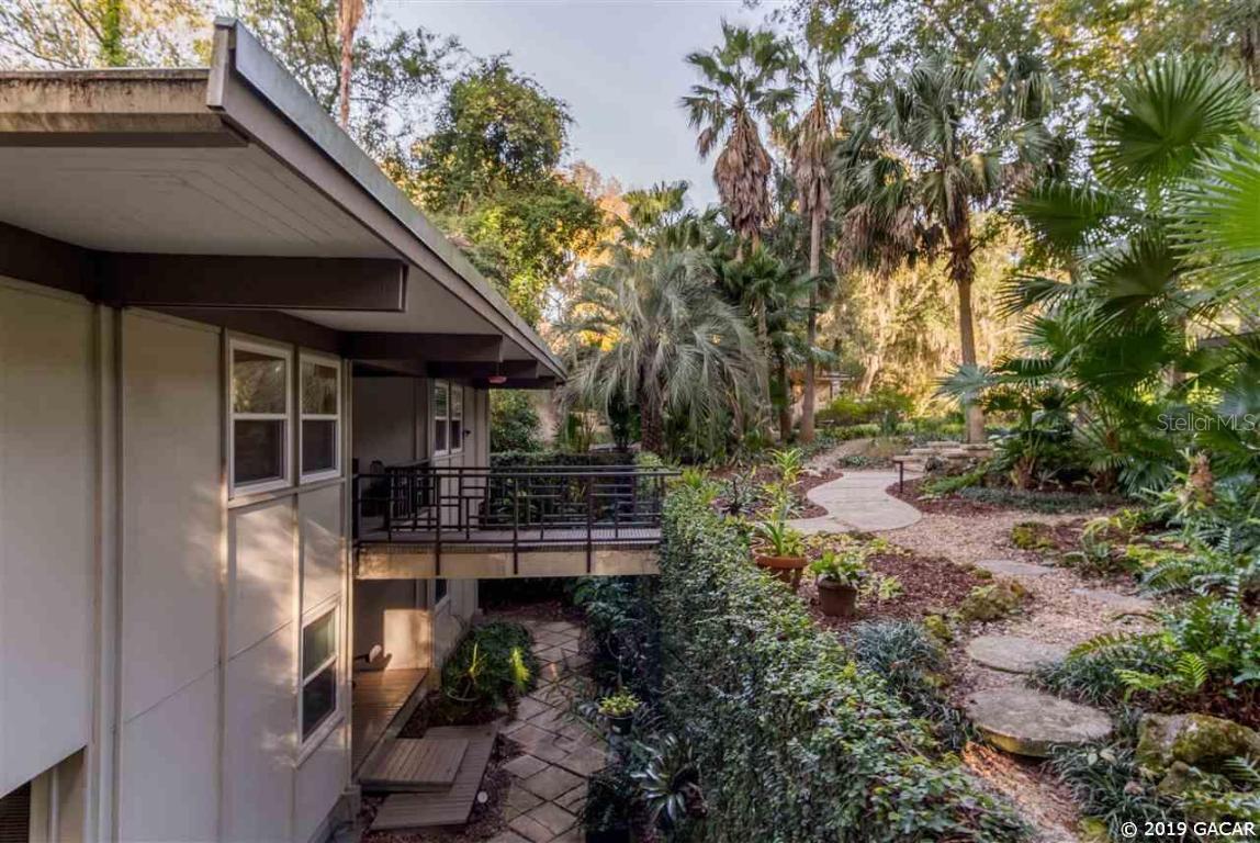 2022 NW 14th Ave., Gainesville, FL 32605