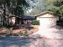7710 SW 11th Avenue, Gainesville, FL 32607