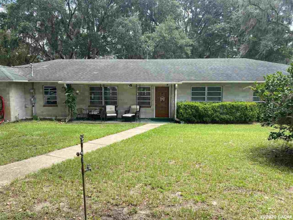 525 N State Road 21 Rd., Hawthorne, FL 32640