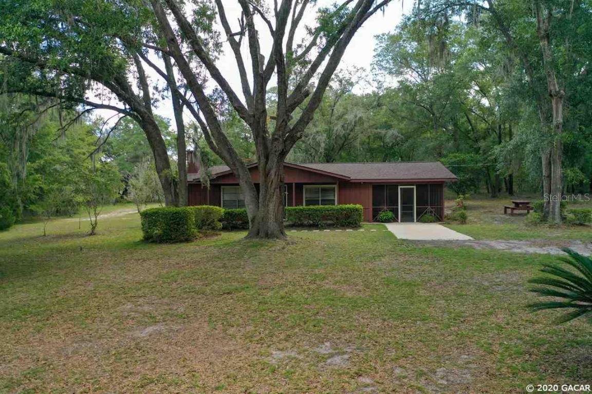 160 Ashley Lake Dr., Melrose, FL 32666