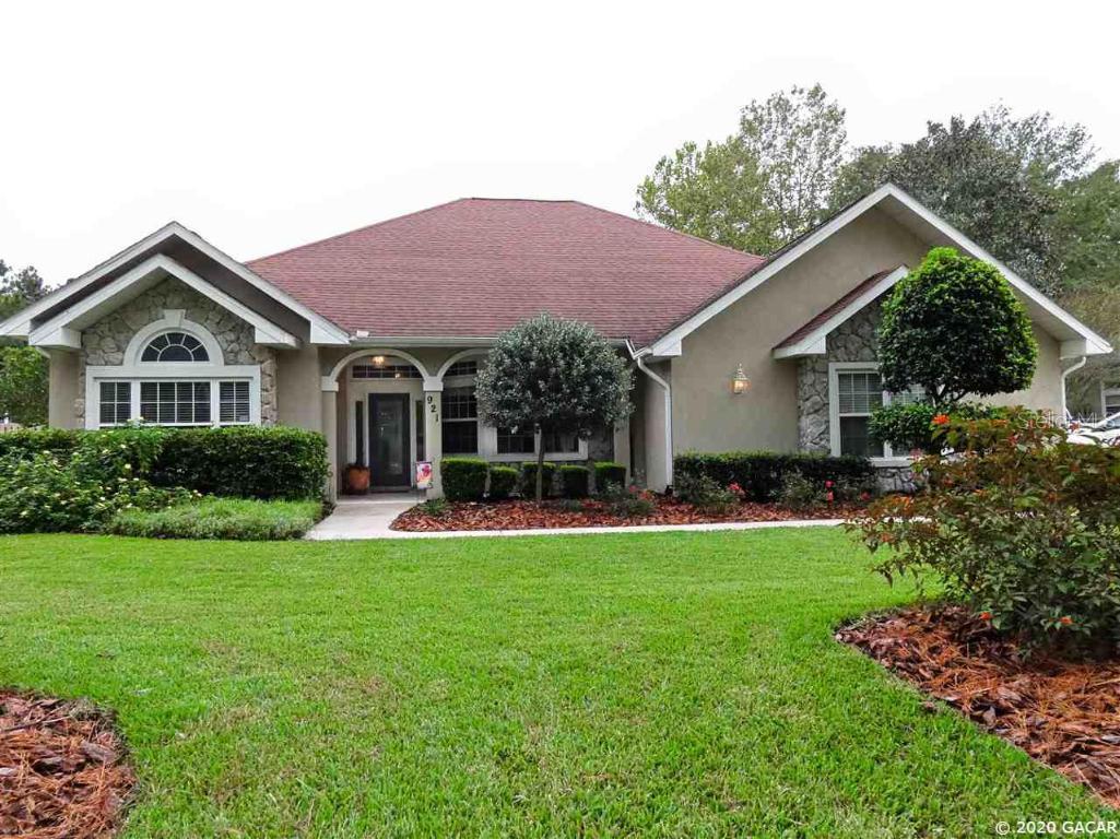 921 SW 105th Ter., Gainesville, FL 32607