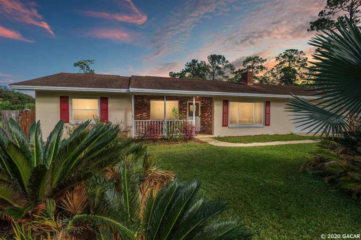 204 Pine St, Melrose, FL 32666