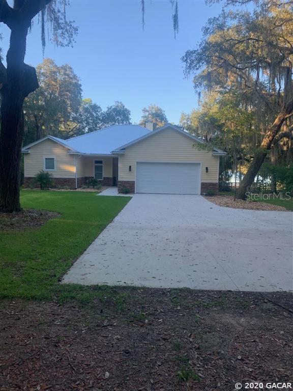 108 Myrtle Ave., Melrose, FL 32666