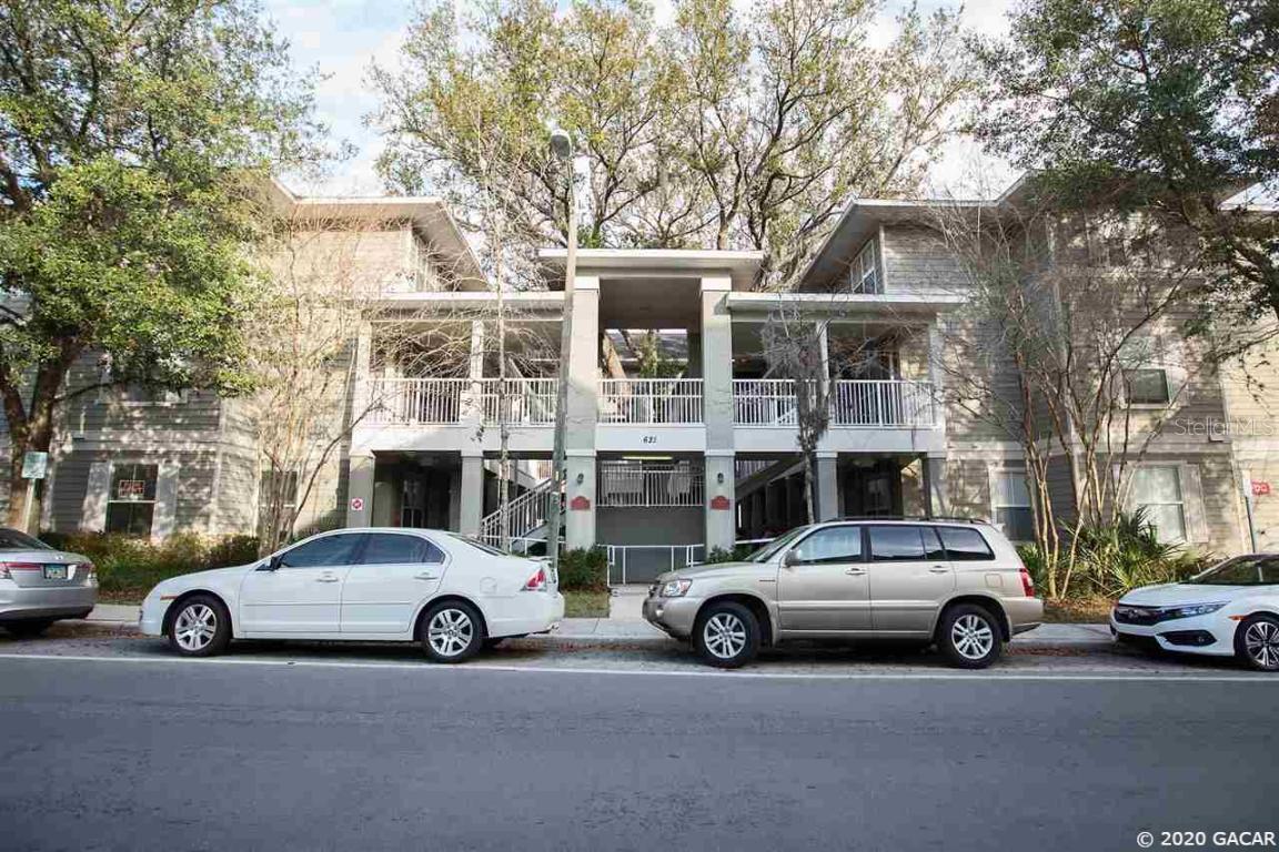 621 SW 10th St. #207, Gainesville, FL 32601