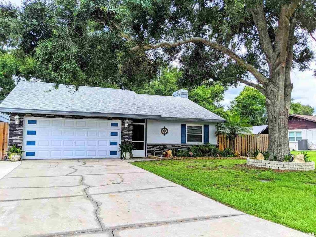 113 Lake Thomas Dr., Winter Haven, FL 33880