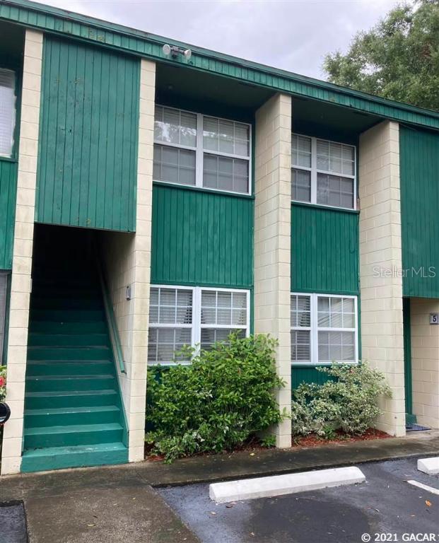 1114 NW 6th St. #12, Gainesville, FL 32601