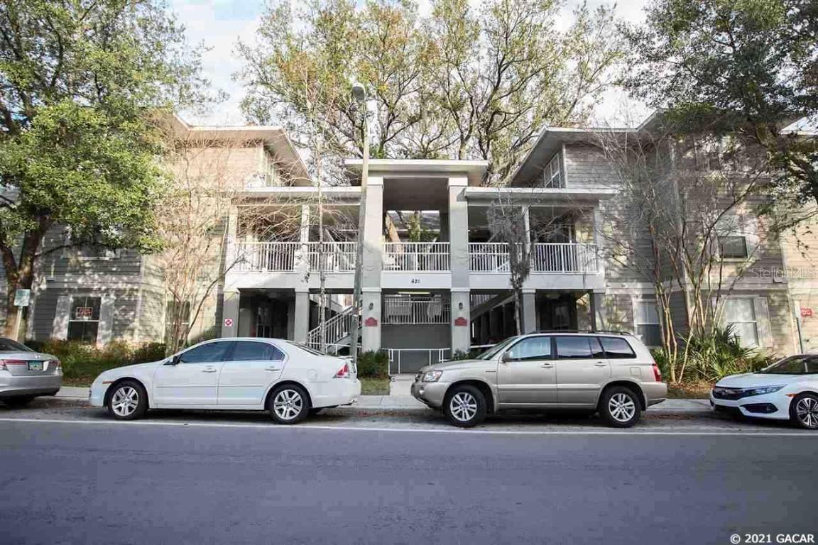 621 SW 10th St. #206, Gainesville, FL 32601