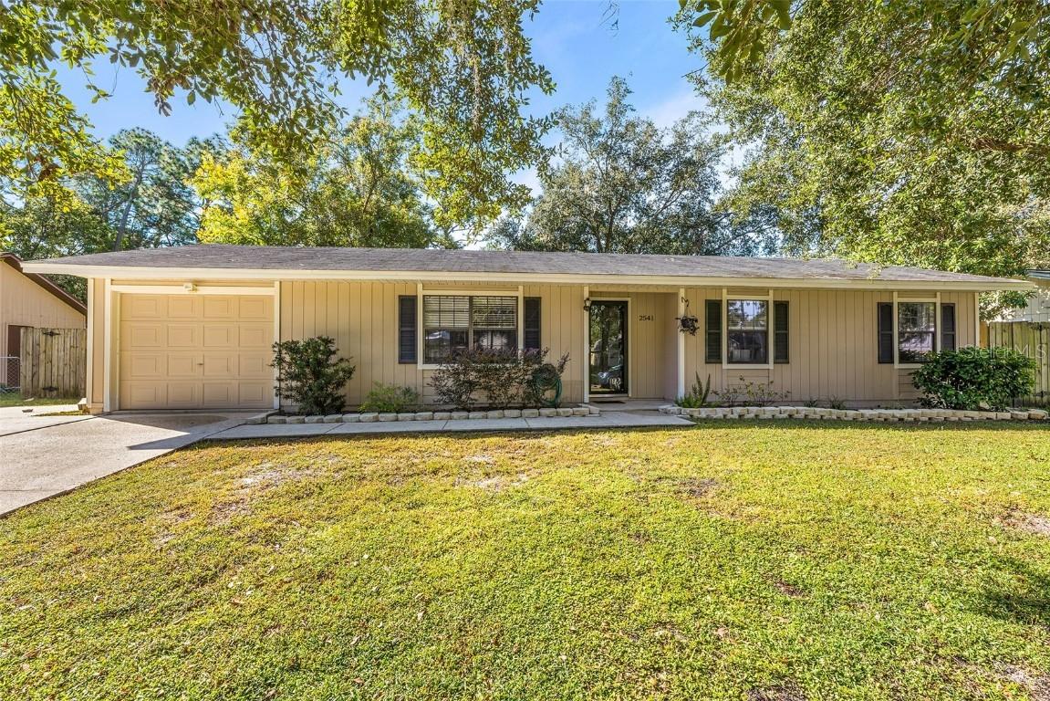 2541 NW 52nd Place Pl., Gainesville, FL 32605