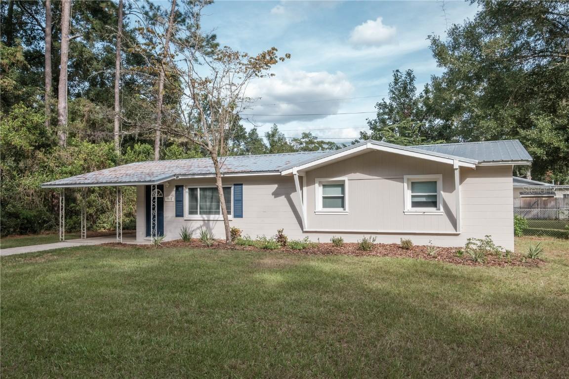 1915 NW 38th Ter., Gainesville, FL 32605