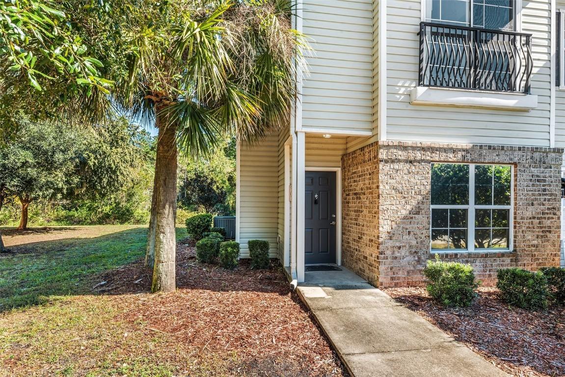4335 NW 48 St. #101, Gainesville, FL 32606