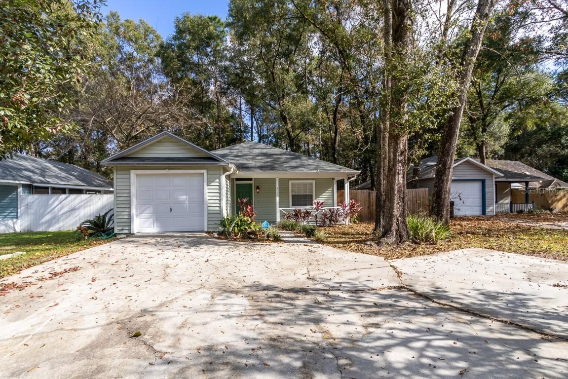 2059 SW 72nd St., Gainesville, FL 32607