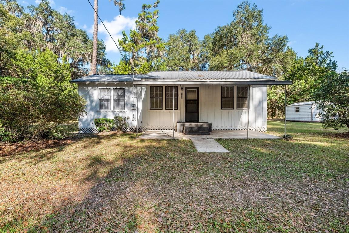102 W Smith Ave., Micanopy, FL 32667