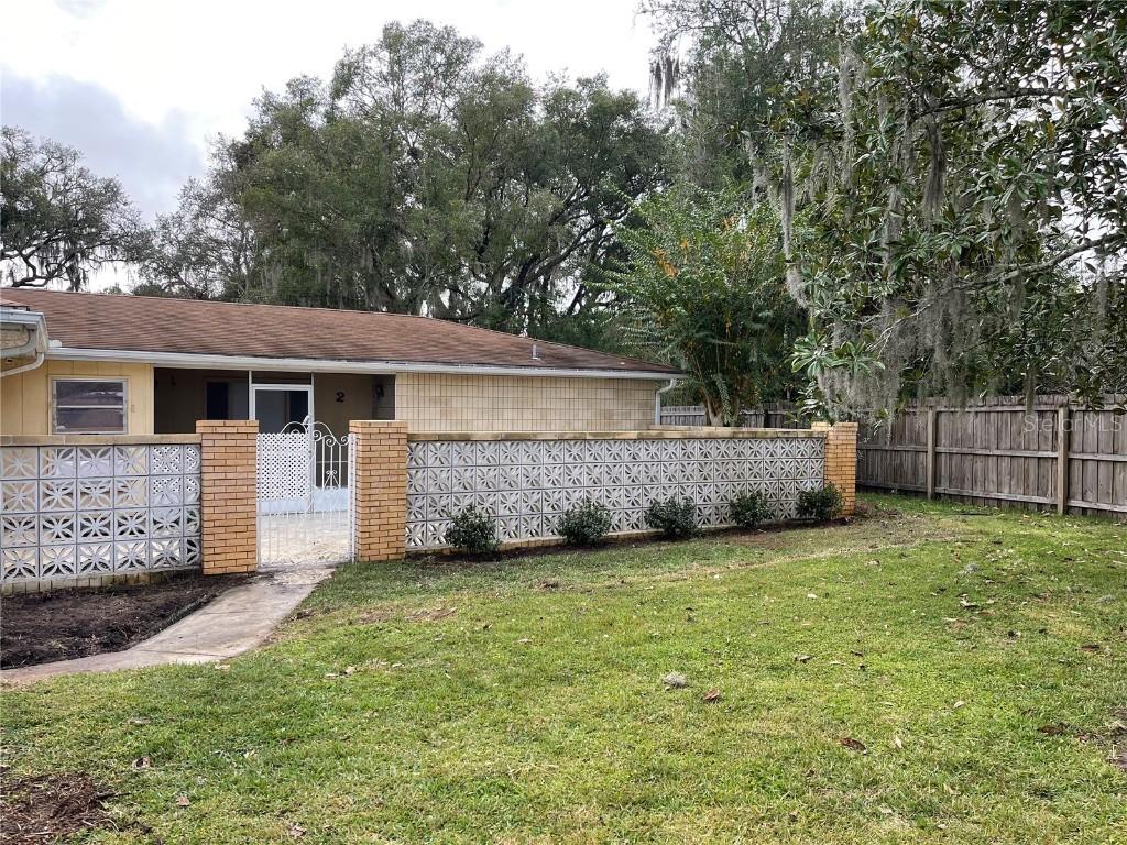 2 Spring Lake Pl., Ocala, FL 34472