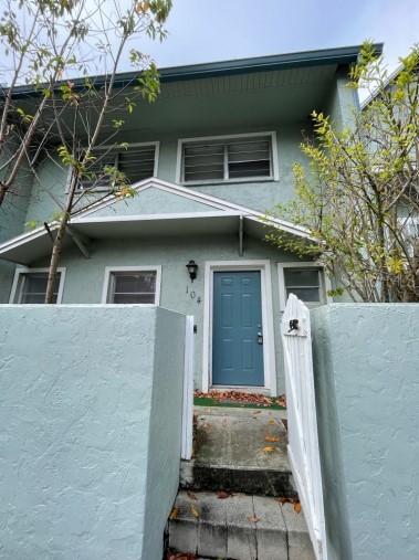 4411 SW 34th St. #104, Gainesville, FL 32608