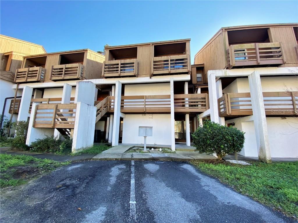 1664 SW 16th St., Gainesville, FL 32608