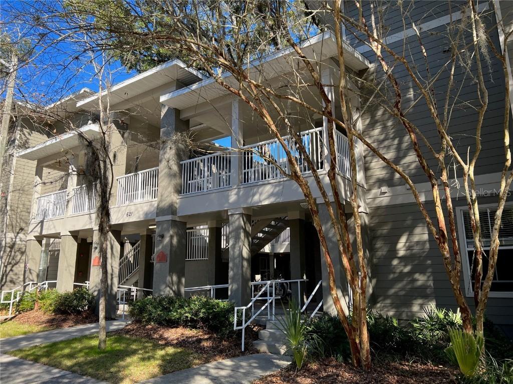 621 SW 10th St. #211, Gainesville, FL 32601