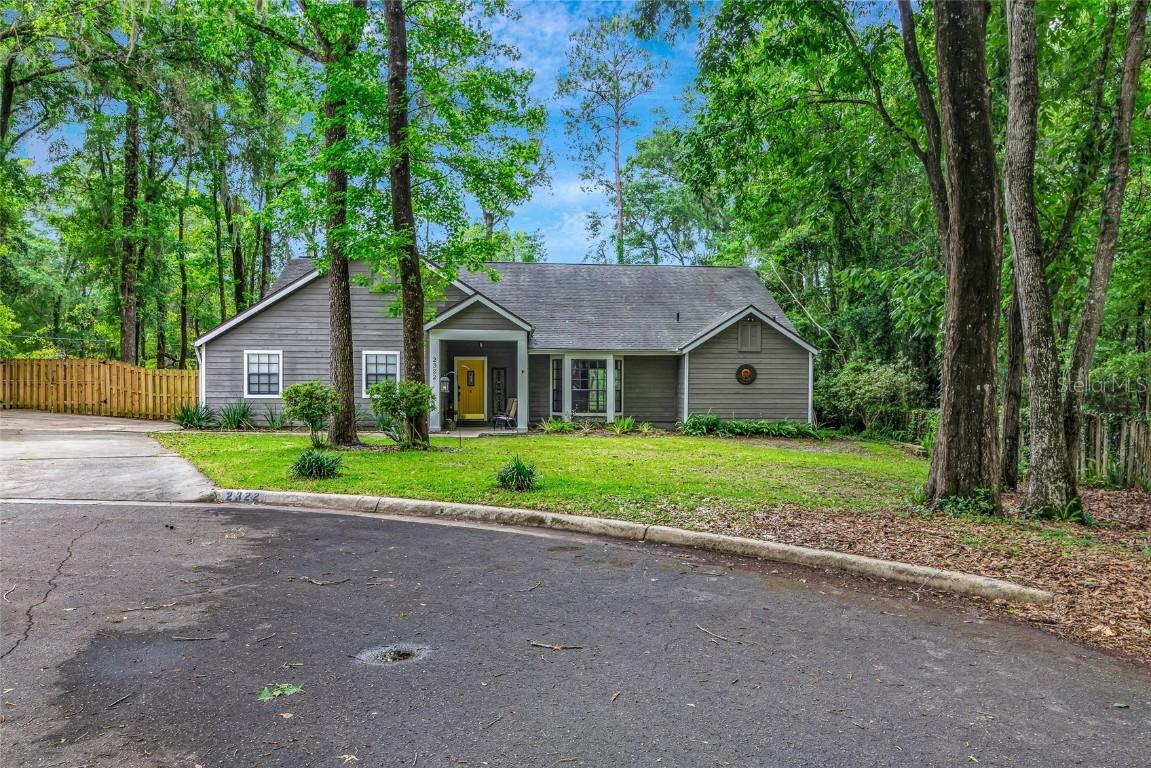 2322 NW 60th Way, Gainesville, FL 32606