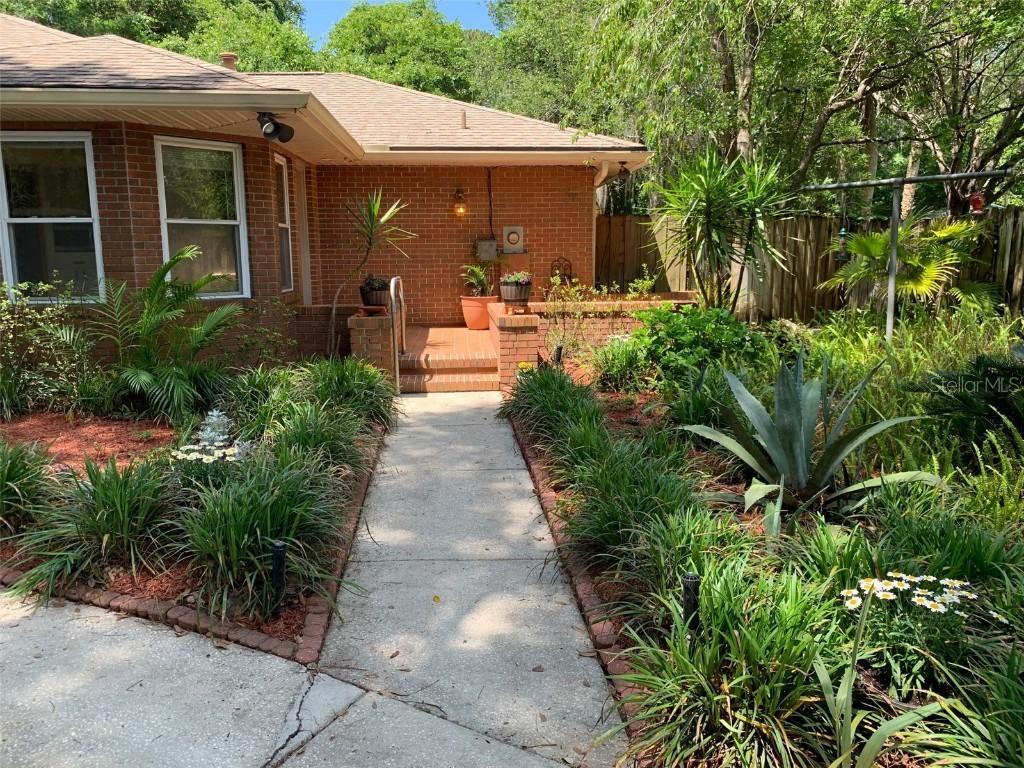 7133 NW 14th Ave., Gainesville, FL 32605