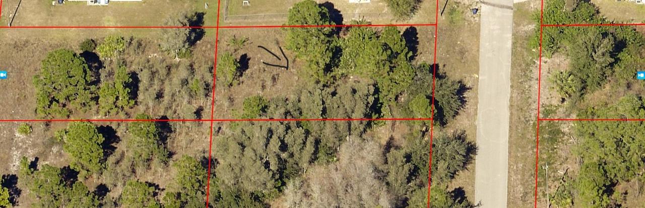 718 Oakridge Ave., Lehigh Acres, FL 33974