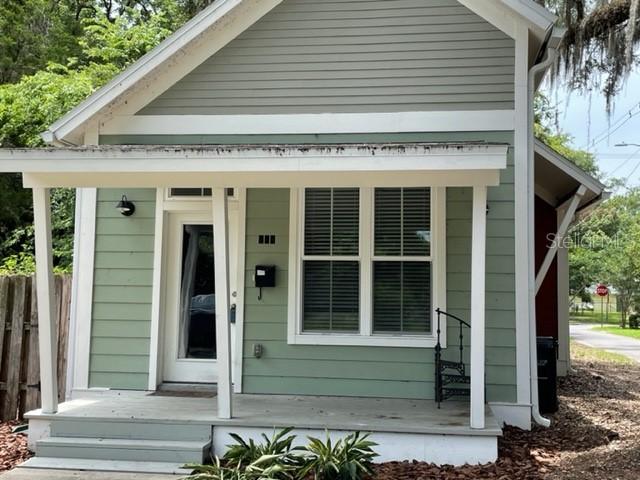 727 NW 4th Ave., Gainesville, FL 32601