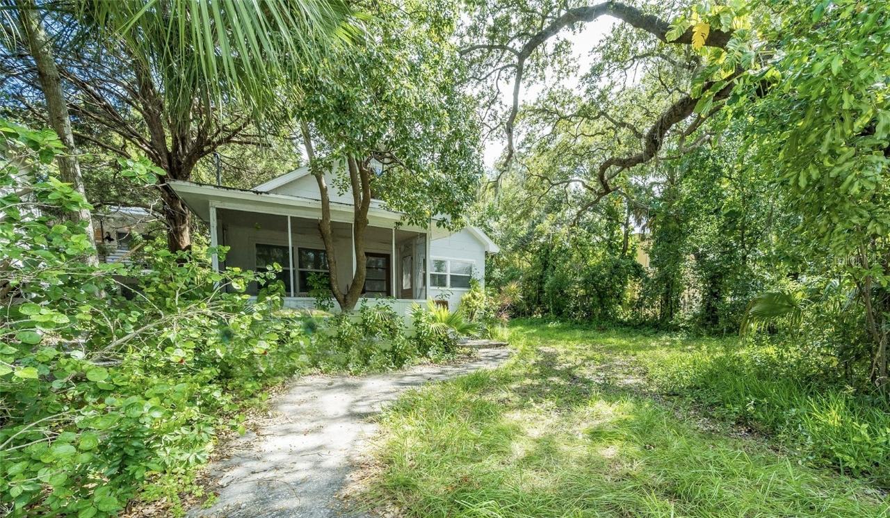 701 Oak Ave., Clearwater, FL 33756