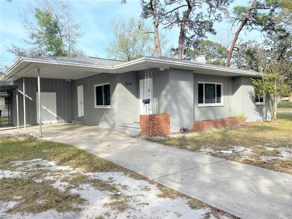 2210 NE 8th Ave., Gainesville, FL 32641