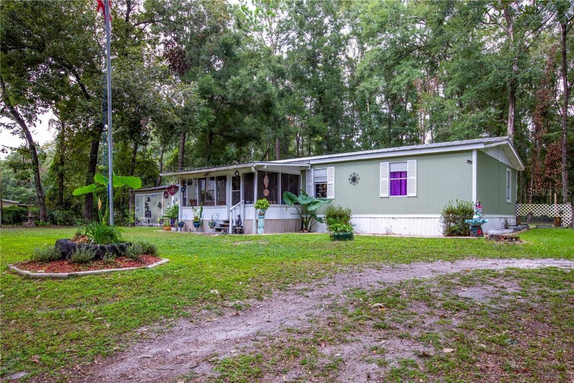 223 SE Little John Pl., High Springs, FL 32643