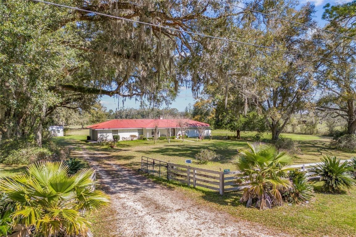 4510 SE County Road 232, Trenton, FL 32693