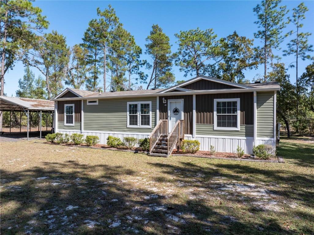 221 Magnolia Rd., Hawthorne, FL 32640