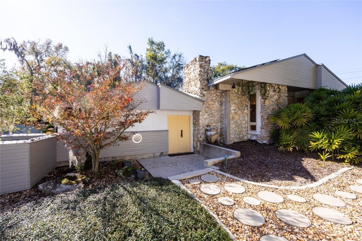 2717 SW 5th Pl., Gainesville, FL 32607