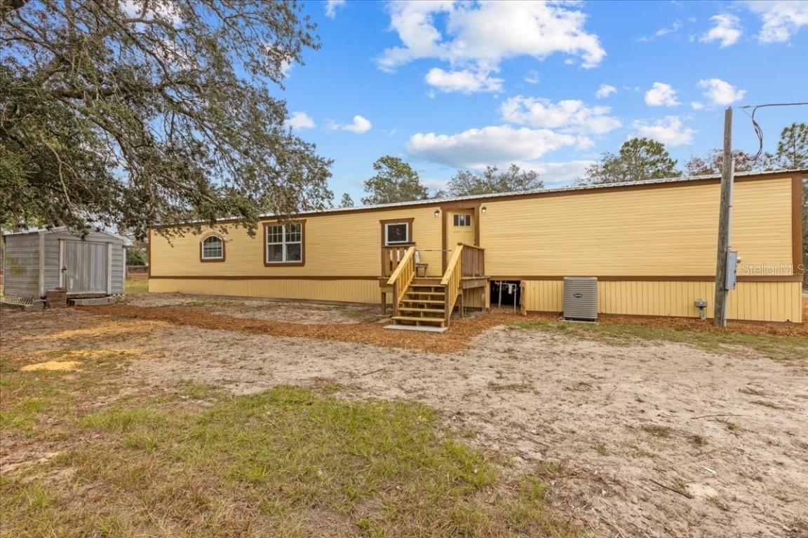 13417 SE 30th St., Morriston, FL 32668