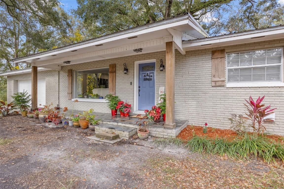 915 SW 4th Ave., Trenton, FL 32693