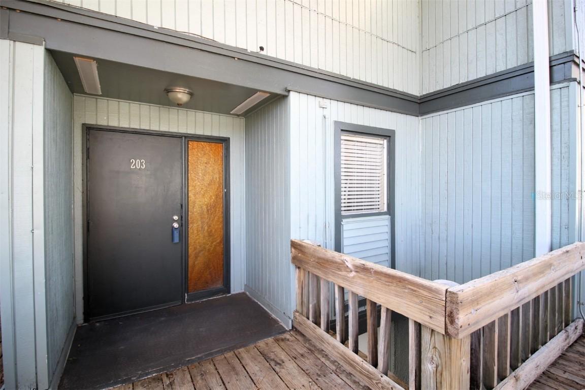 709 SW 75th St. #203, Gainesville, FL 32607