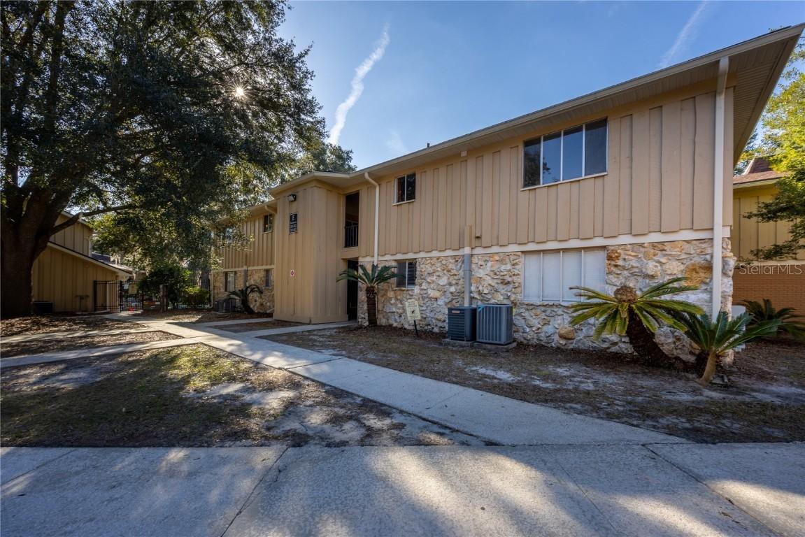 507 NW 39th Rd. #202, Gainesville, FL 32607